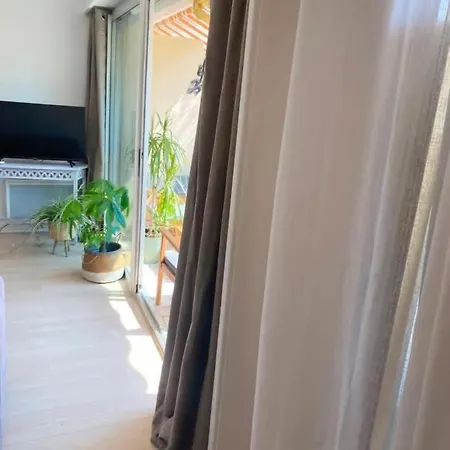 Apartment Jardin Prive- Marina - Piscine - Plages *